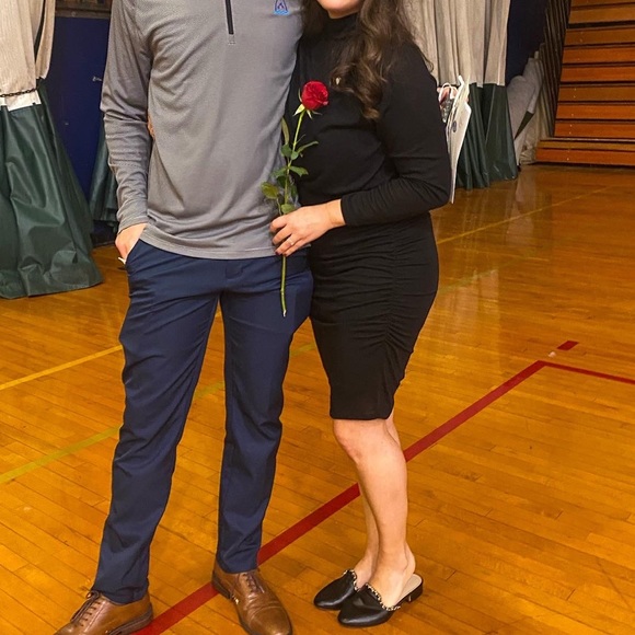 Size small, Express, Black midi dress - Picture 3 of 3